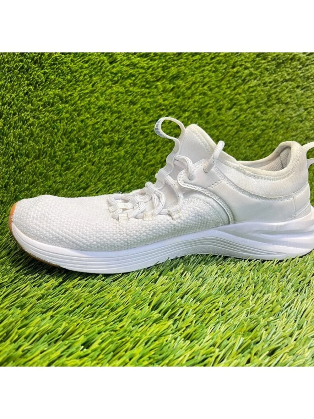 Puma Starla 2 Womens Size 8 White Blue Athletic Running Training Shoes Sneakers